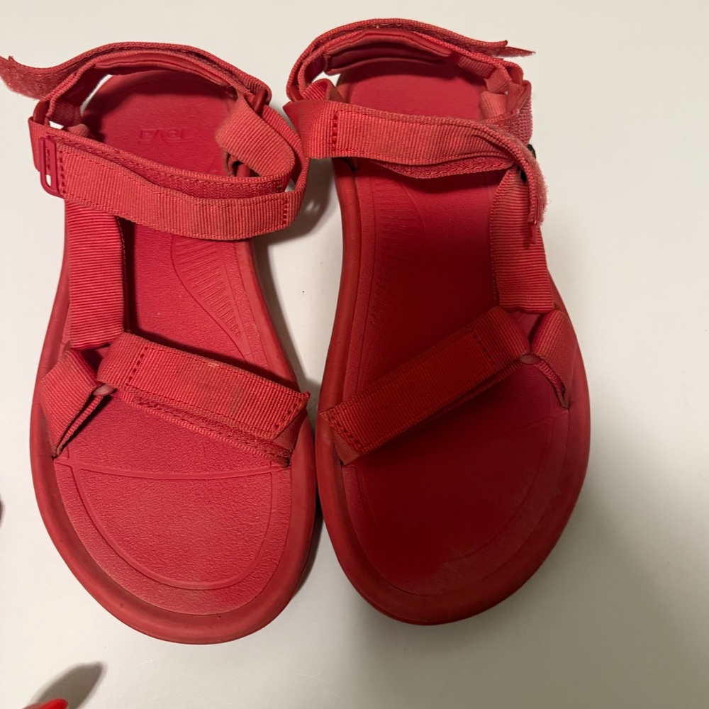 Teva Hurricane XLT